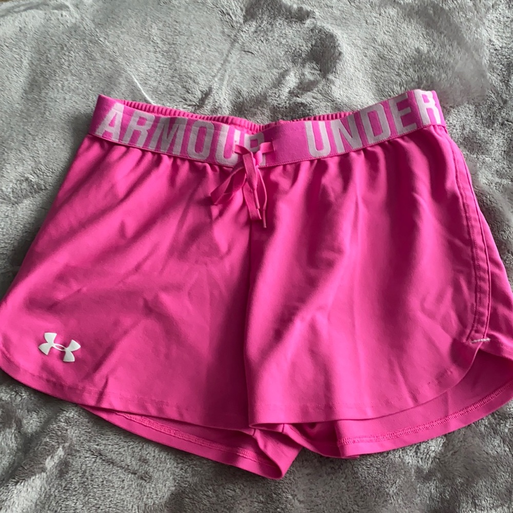 XS Womens UA shorts